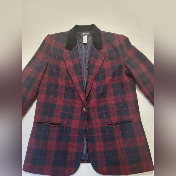 Sag Harbor Plaid Blazer - Red and Blue - Picture 6 of 13